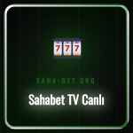 Sahabet TV Canlı yayın ekranında futbol maçı izleyen bir taraftar